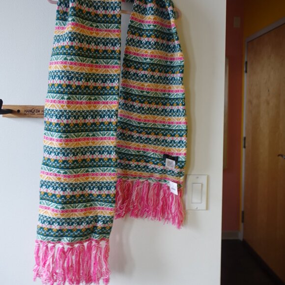 J.Crew AF063 Pink Green Fair Isle Wool-blend Nordic geometric scarf - Picture 13 of 16
